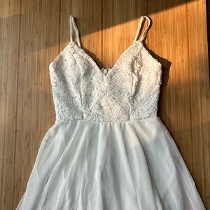XS, White floral Lulus dress